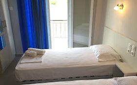 Seaside Apartments Flogita